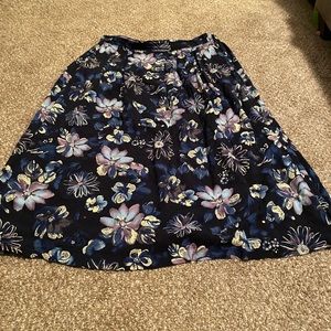 Women’s skirt